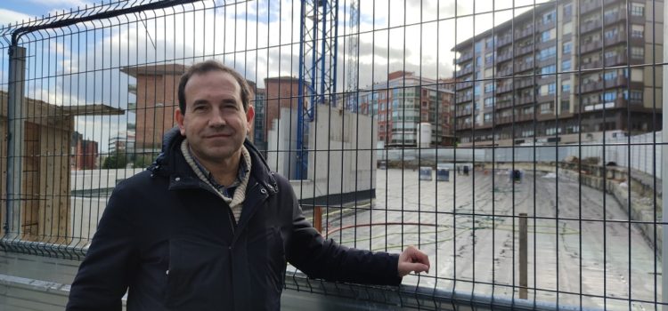 Andrade pide comenzar ya los trámites para la adjudicación de parcelas de Manuel Gainza