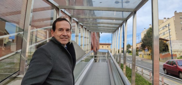 Andrade solicita medidas urgentes para el buen funcionamiento de las rampas mecánicas del municipio