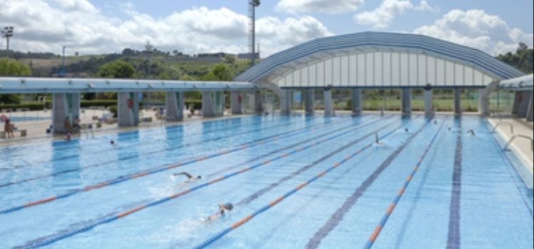 La improvisación del equipo de Gobierno deja en el aire la fecha y condiciones de apertura de las piscinas municipales