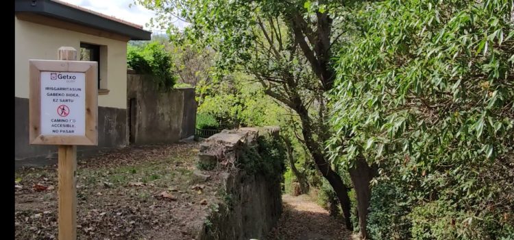 El PP de Getxo pide que se arregle el acceso directo de la calle Miramar con la playa de Ereaga