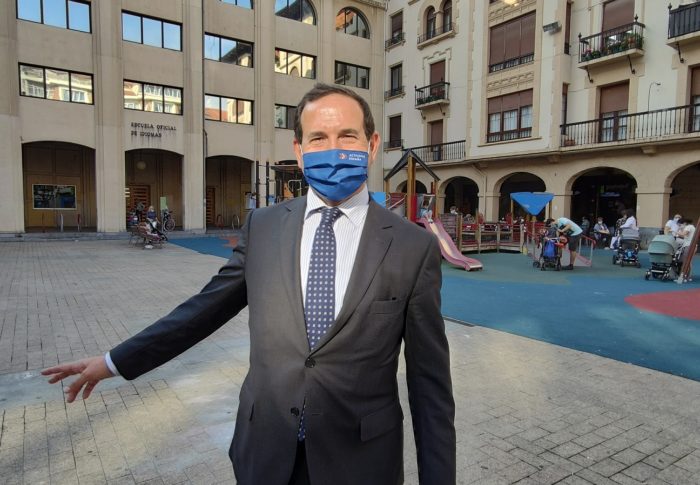El PP de Getxo propone mejoras en la plaza de Las Escuelas para normalizar y mejorar su uso