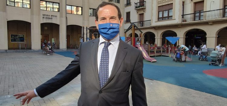 El PP de Getxo propone mejoras en la plaza de Las Escuelas para normalizar y mejorar su uso
