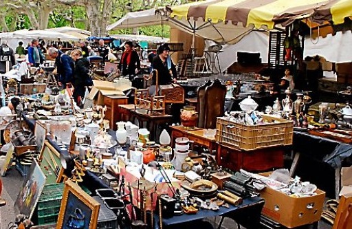 El PP propone crear mercadillos públicos con objetos antiguos y de segunda mano