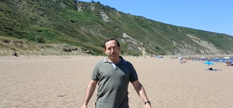 El PP lamenta que la dejadez del PNV haya dejado a la playa de La Salvaje sin txiringuito este verano